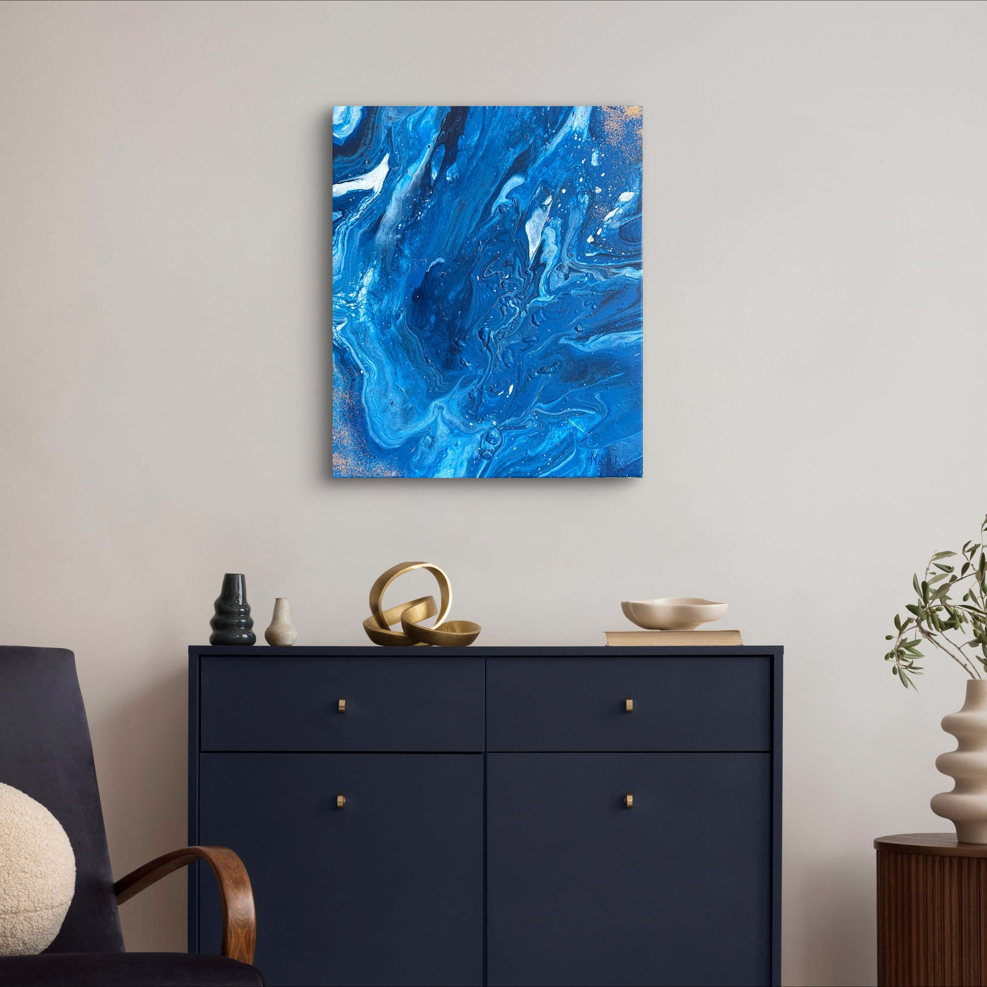 Blått lite maleri. Kunst med mening. Havbilde