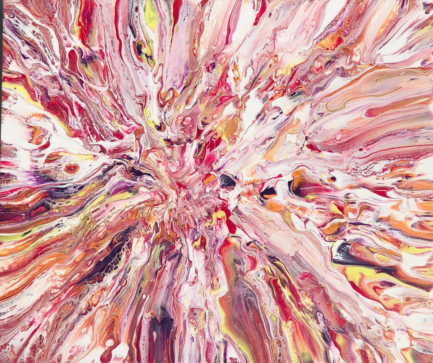 Fargerikt maleri i et fargerikt hjem. Inspirasjon til hjemmedekor. Original kunst på nett. 