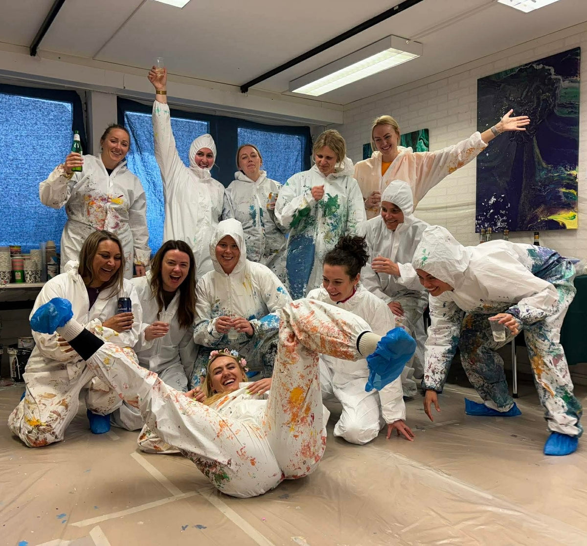 Stemning på utdrikningslag i Bergen maling Paint and sip
